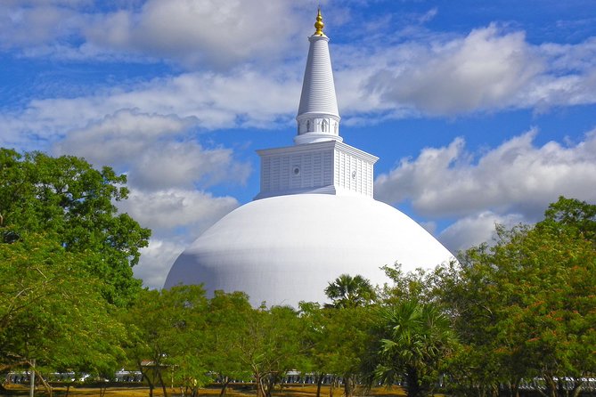 Anuradhapura and Aukana All Inclusive Day Tour From Colombo - Sum Up
