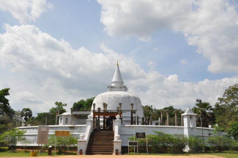 Anuradhapura: Private Half-Day Cycling Tour W/ Guide - Not Suitable For