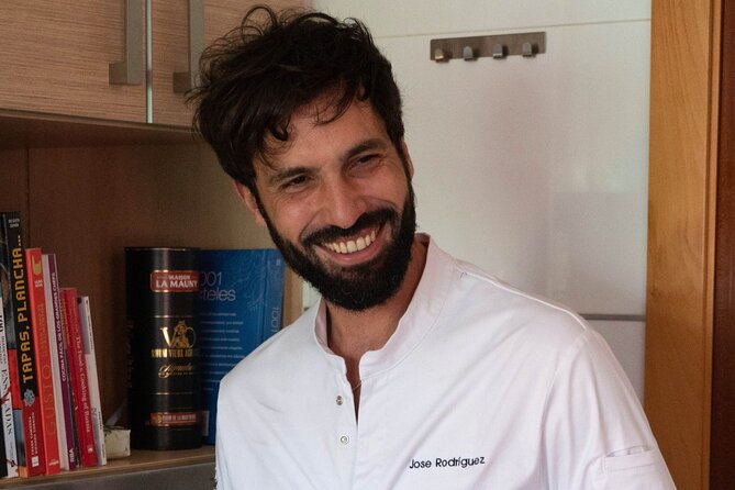 Any Day Is Sunday: Tapas, Sangría and Paella Cooking Class - Main Course Offerings