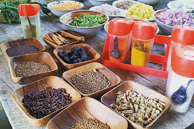 Anyone Can Cook - Cooking Lesson - Authentic Sri Lankan Dishes