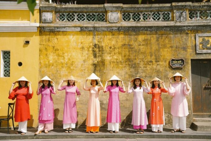 Ao Dai Photography: Traditional Attire Capture in Hoi An - Blending Tradition With Modernity