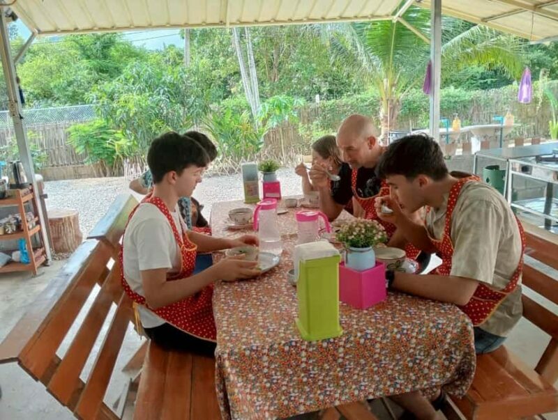 Ao Nang: Authentic Thai Local Cooking Class - Detailed Breakdown of the Itinerary