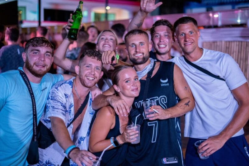 Ao Nang: Guided Bar Crawl With Shots and a T-Shirt - Dress for the Occasion