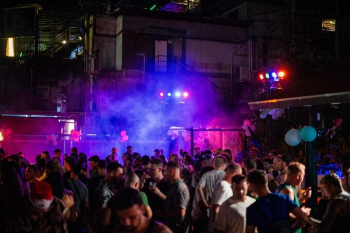 Ao Nang: Guided Bar Crawl With Shots and a T-Shirt - Whats Included and Excluded