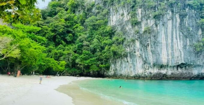 Ao Nang: Hong Island By Speed Boat - Beach Activities and Relaxation