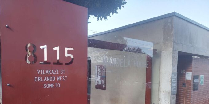 Apartheid Museum and Soweto - Soweto Neighborhood Visit