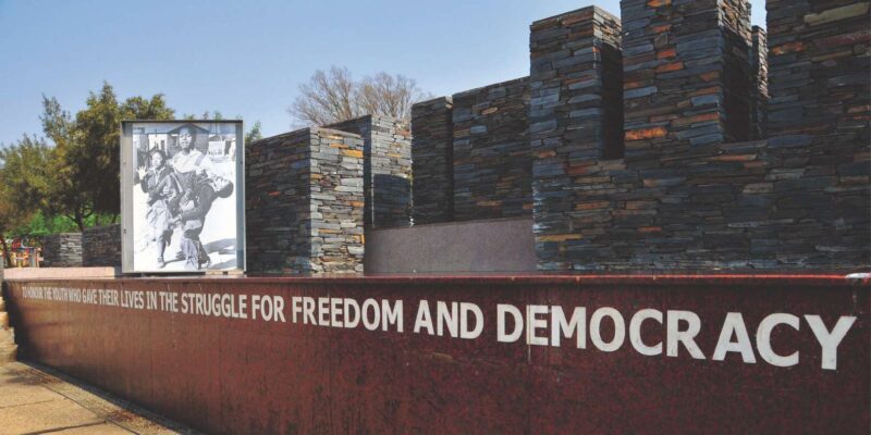 Apartheid Museum & Soweto Tour - Key Points