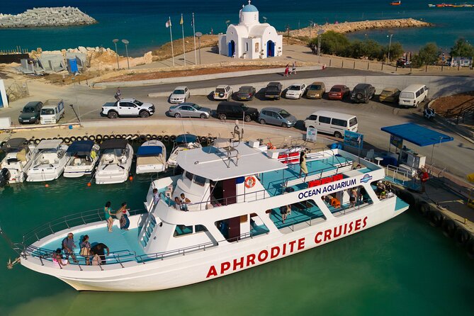 Aphrodite I Cruises Trip to Blue Lagoon & Turtle Cove - Availability and Group Size