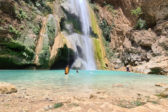 Apoala and The Turquoise Lagoon - Inclusions