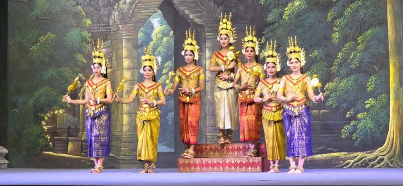 Apsara Show and Dinner With Free Shared Round Trip Transfer - Cultural Experience