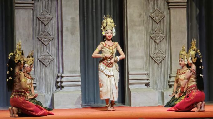 Apsara Show and Dinner With Free Shared Round Trip Transfer - Included in the Package