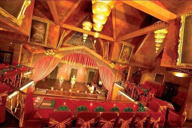 Apsara Theatre Performance Include Dinner & Hotel Pickup - Dining Experience