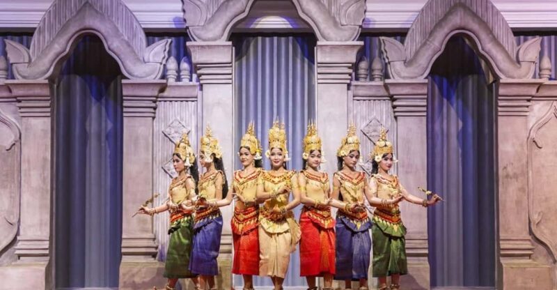 Apsara Traditional Dances & Local Buffet With Tuk-Tuk Ride - Apsara Dance Performances