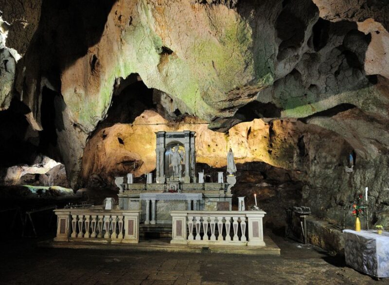 Apulia: Monte Santangelo Tour With Guide - Key Points