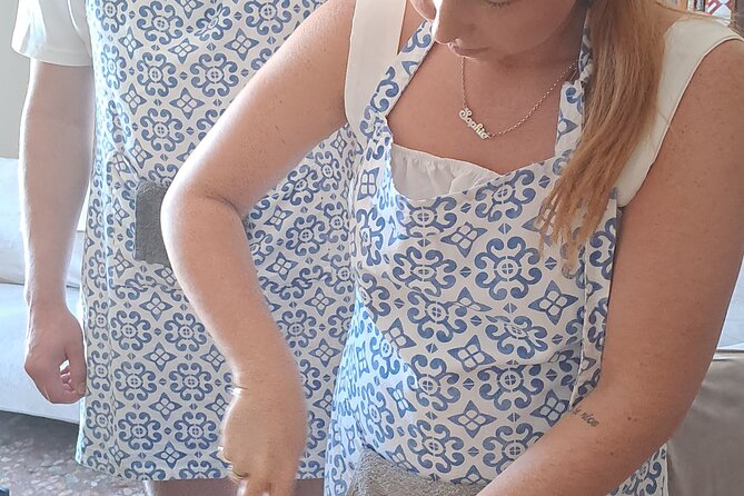Apulian Cooking Class, Fresh Pasta and Focaccia or Tiramisu - Class Capacity and Customization