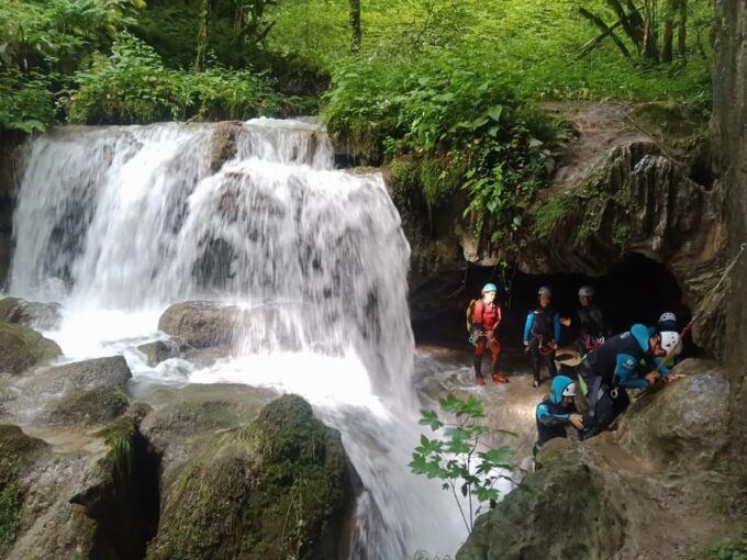 Aquatic Hike in Vercors: Canyoning & Nature Discovery - Frequently Asked Questions
