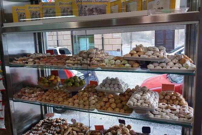 ARAB PALERMO TOUR a Dip in the Historical Markets and Street Food - Visiting Key Landmarks and Sites