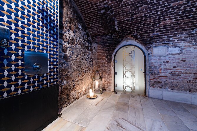 Arabian Baths and 60 Min Massage at Madrids Hammam Al Ándalus - Booking Information