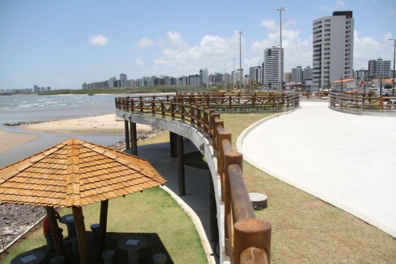 Aracaju: Guided Panoramic City Tour With Pickup With Markets - Metropolitan Cathedral Visit