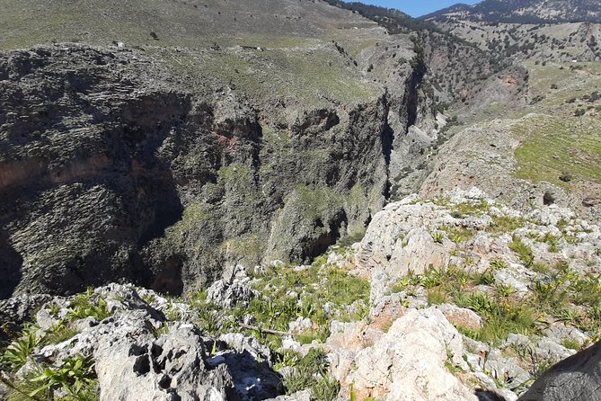 ARADENA GORGE Hike Adventure - Highlights of the Trail