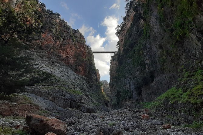 ARADENA GORGE Hike Adventure - Navigating the Terrain