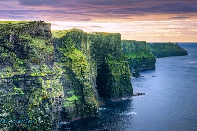 Aran Island, Cliffs of Moher & Cruise Tour From Galway. Guided. - Exploring the Aran Islands