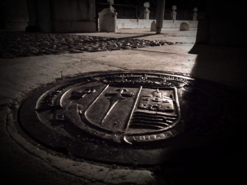 Aranjuez: Mystery and Legends Guided Nighttime Walking Tour - Historical Landmarks