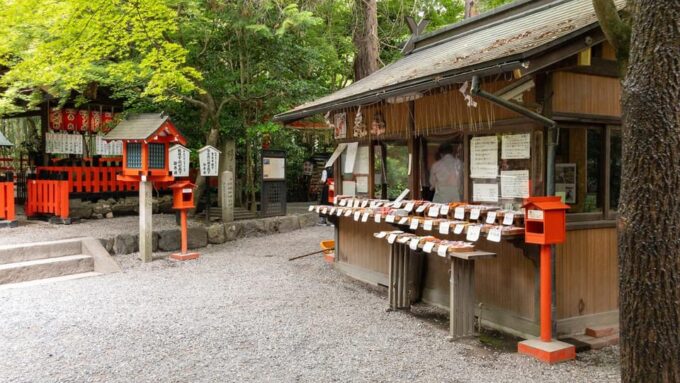 Arashiyama Hidden Gems: Walking Tour Escaping Crowds - Tour Logistics and Accessibility