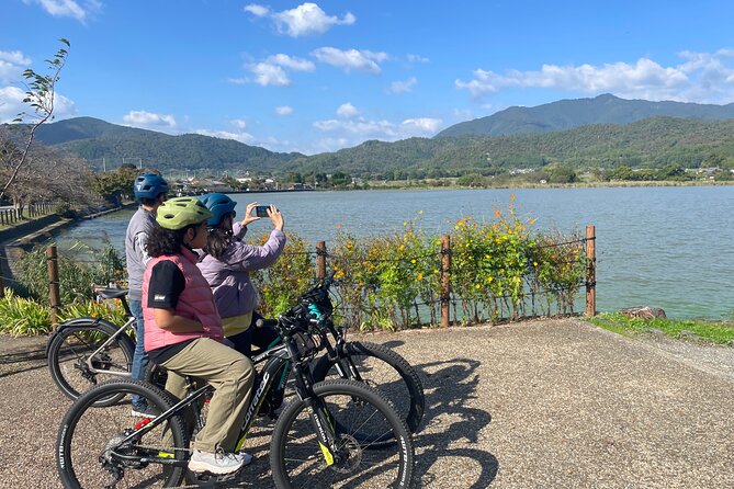 Arashiyama Kinkakuji Quiet Trail E-Bike Tour With Hotel Transfer - Customized Biking Experience