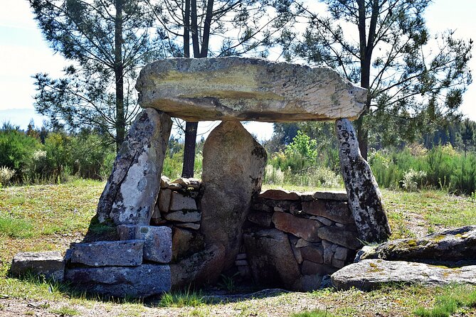 Archaeological Circuit of Fiais/Azenha and Cova Da Moira - Recommended Itinerary