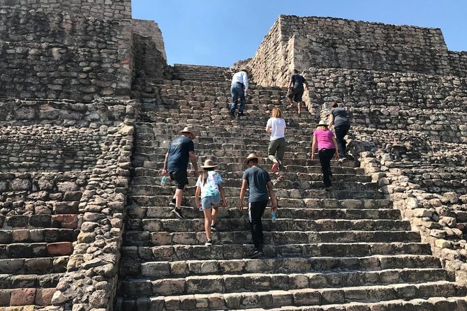 Archaeologist-Led Cañada De La Virgen Pyramid Tour - Meeting Point and Tour Duration