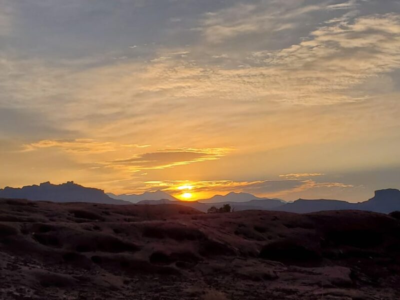 Arches & Canyonlands National Parks – 4×4 Full Day - Highlights of Arches National Park