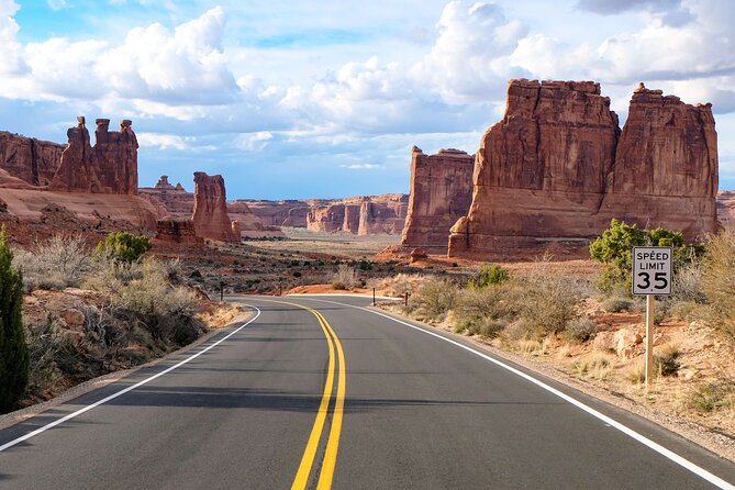 Arches National Park Scenic Tours From Moab - Booking and Practical Information