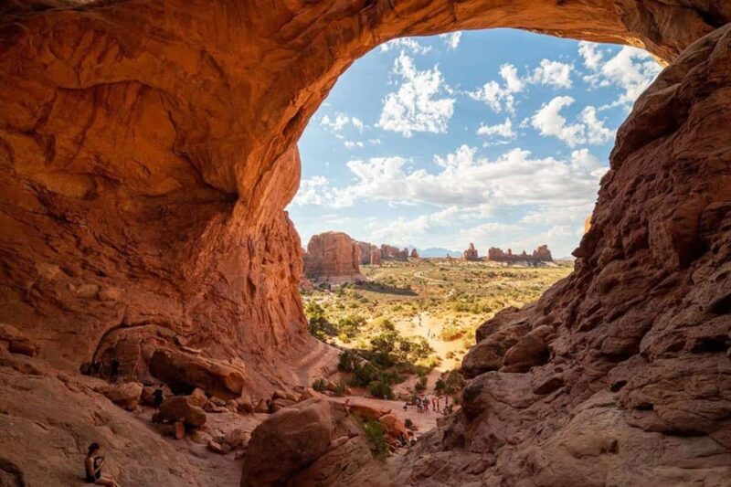 Arches National Park: Sunset Discovery Tour - Key Points