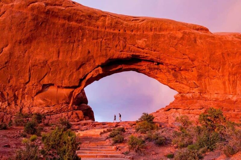 Arches National Park: Sunset Discovery Tour - Guided Walks and Views