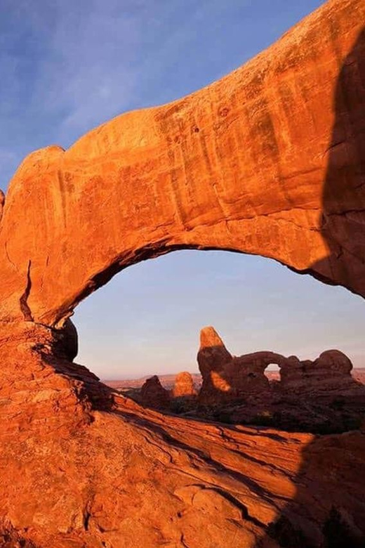 Arches National Park: Sunset Discovery Tour - Sunset Viewing Delight