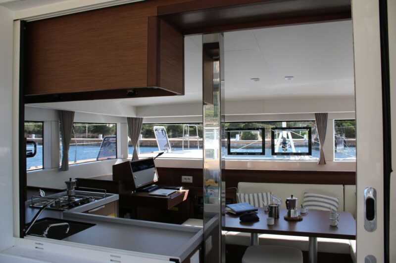 Archipelago of La Maddalena: Full Day Catamaran Tour - Lunch - Meeting Point & Requirements