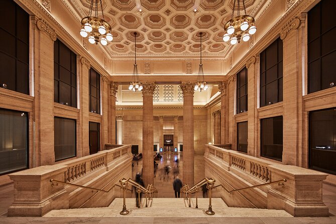 Architectural and Historical Private Tour in Downtown Chicago - Meeting and Pickup