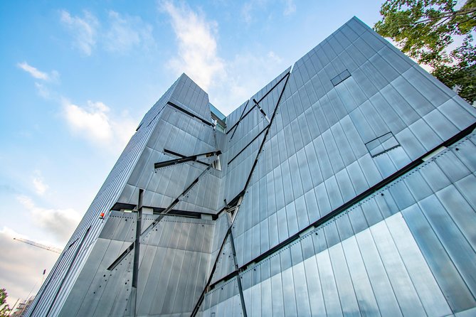 Architectural Berlin: Private Tour With a Local Expert - Meeting and End Points
