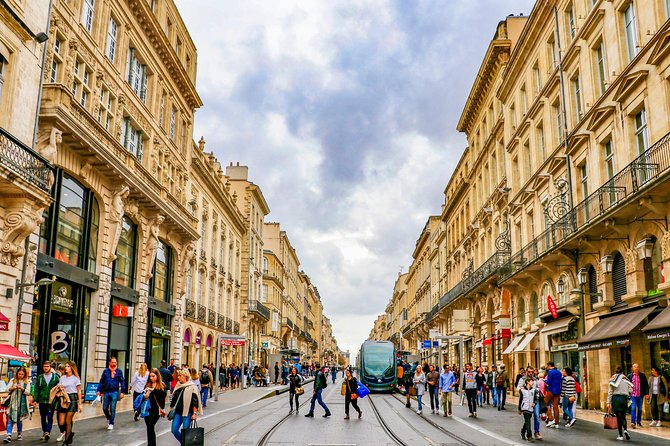 Architectural Bordeaux: Private Tour With a Local Expert - Uncovering Bordeauxs Architectural History
