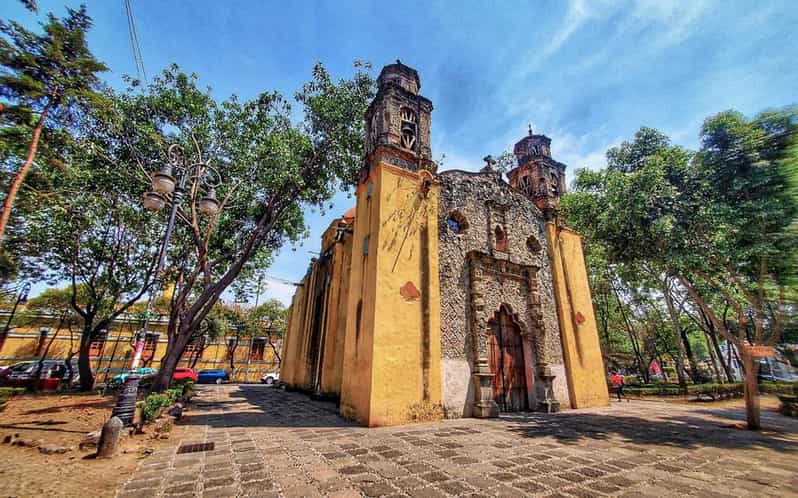 ARCHITECTURAL TOUR in Coyoacán - Small Groups - Key Points