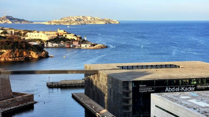 Architectural Tour of The Old Port & Le Panier - Exploring Marseilles History and Stories