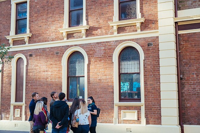 Architecture, Street Art & Hidden Secrets Walking Tour of Newcastle - Positive Feedback From Travelers