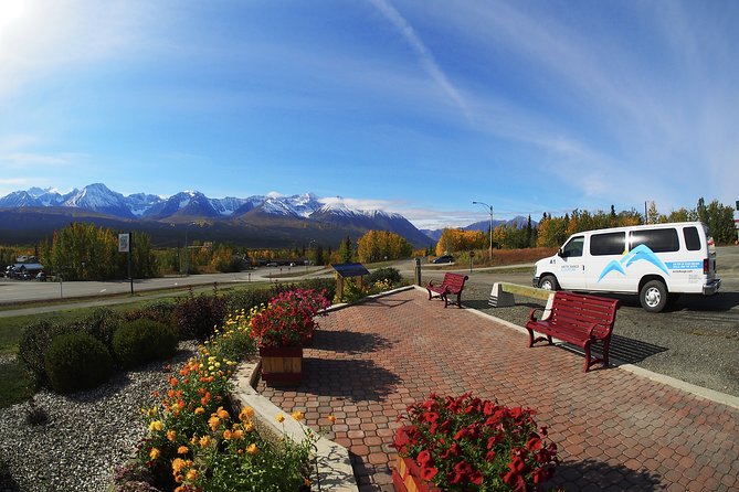 Arctic Day: Kluane National Park Tour | Full Day - Exploring Kathleen Lake