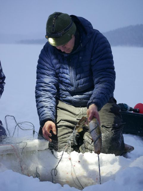 Arctic Fishing & Open Fire Cooking - Group Size and Language