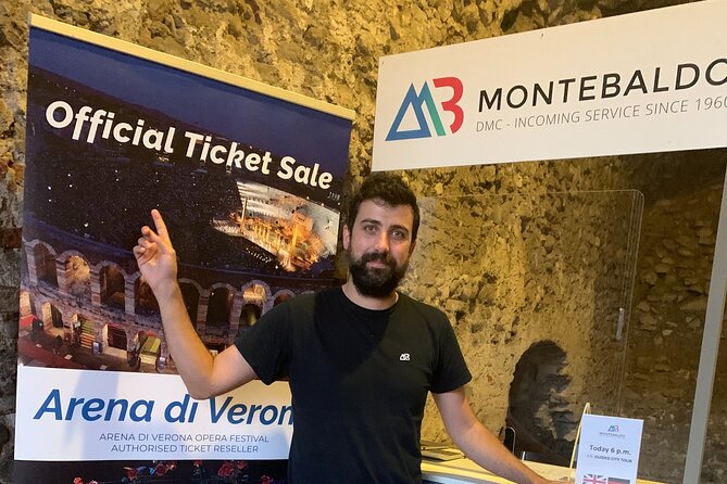 Arena Di Verona Opera - Ticket + 1h City Guided Walking Tour - Exploring Landmarks and Architecture