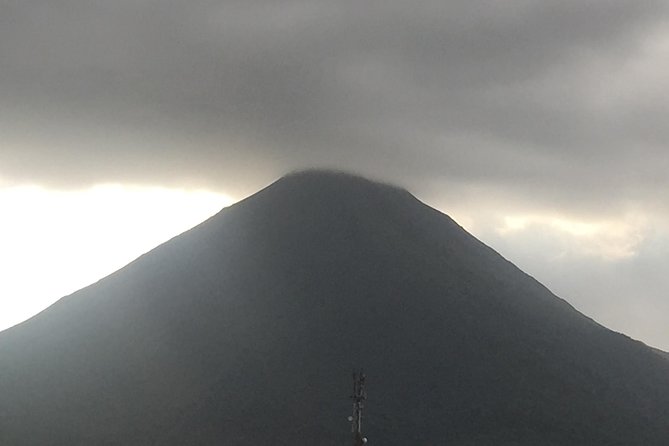 Arenal Volcano Hiking Trail Observatory& Hot Spring+ Lunch Buffet - Meeting and Pickup Details
