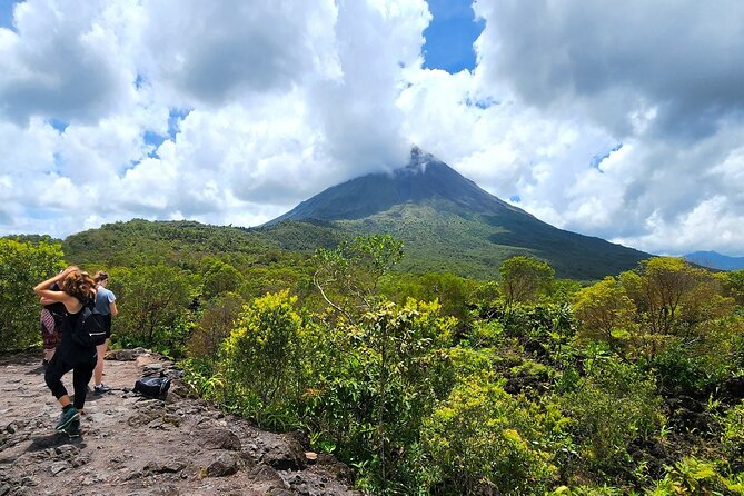 Arenal Volcano Hiking Trails Guided Tour - Tour Highlights
