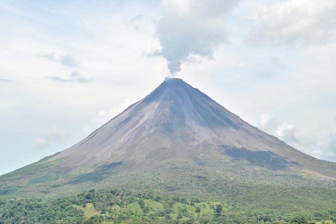 Arenal Volcano, La Fortuna Waterfall & Lunch - Refreshing Dip at La Fortuna Waterfall