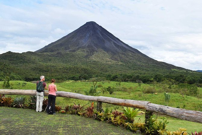Arenal Volcano With Ecotermales Hot Springs From San José - Tour Overview